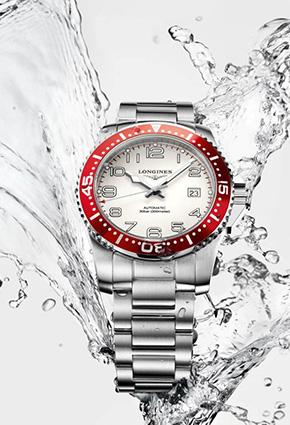 ساعات HydroConquest  أداء غنيّ بالألوان في عالم الغطس 
